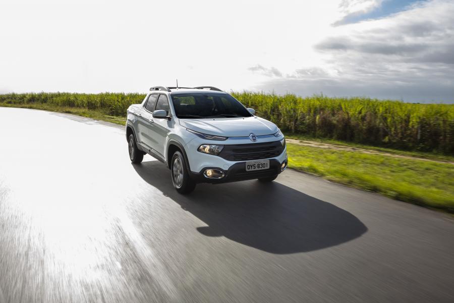  Fiat Toro Freedom 1.8 Flex AT6 (226) 2019 года  (фото 4 из 12)